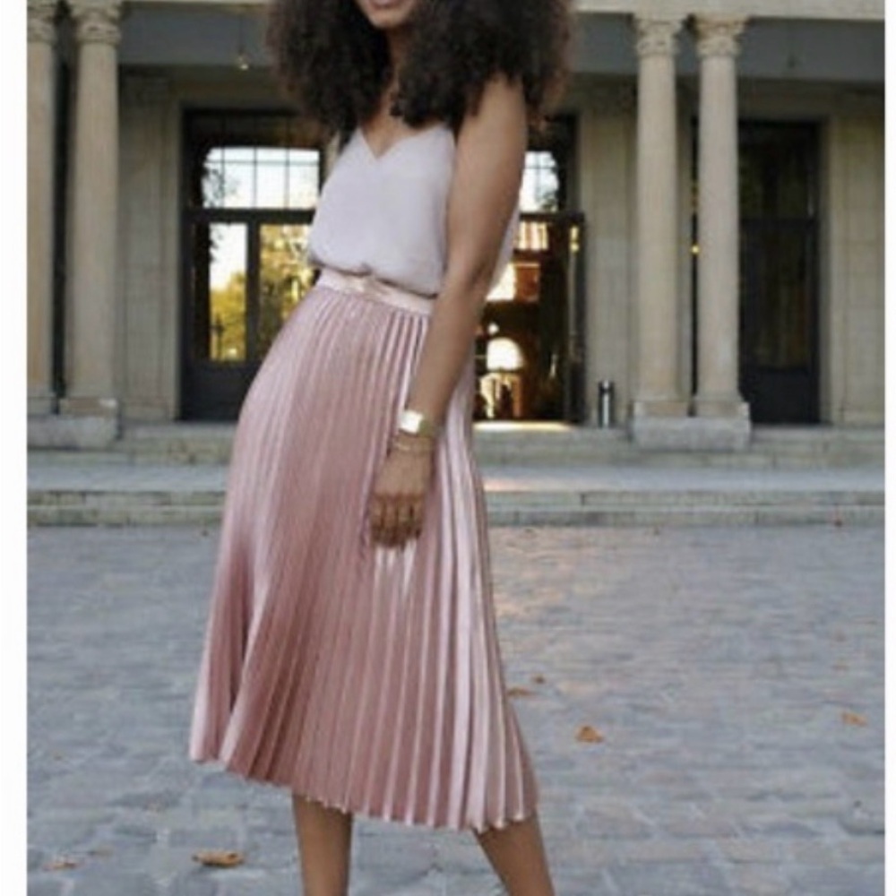 Baby Pink Pleated A-Line Skirt with Elastic Waistband